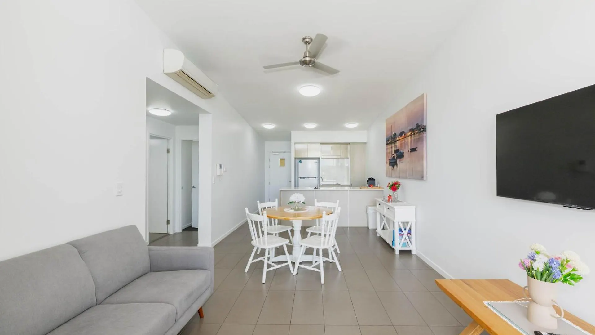 Home To Holiday At Holborn Apartments Townsville Australia